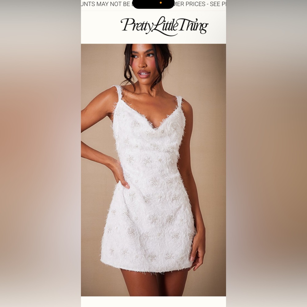PrettyLittleThing White Mini Sheath Dress V-Neck